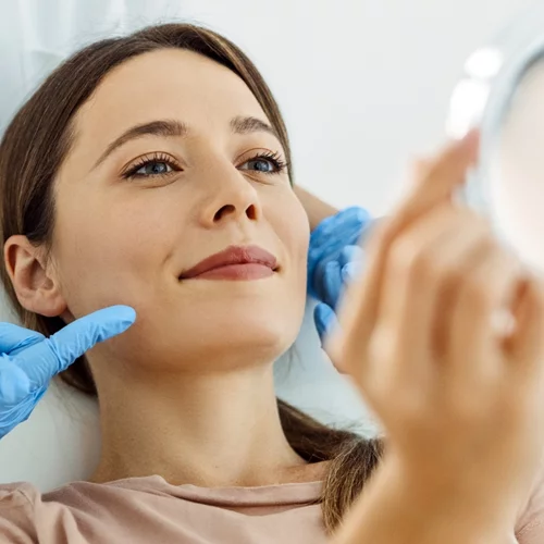 Ανακαλύψαμε τη λύση για τους μαύρους κύκλους - και όχι δεν είναι το υαλουρονικό