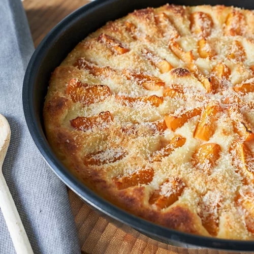 Καλοκαιρινό κέικ στο τηγάνι με ροδάκινο!