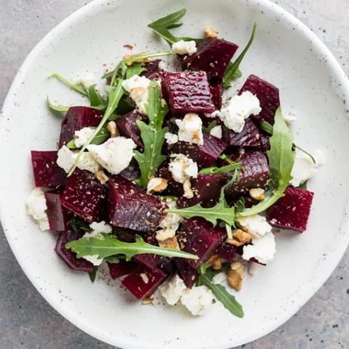 H κόκκινη υπερδύναμη! Τα 5 βασικά οφέλη του παντζαριού για την υγεία σου