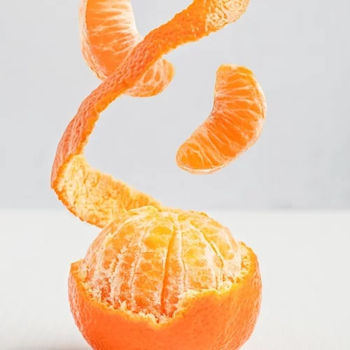 Τι είναι το "οrange peel theory", το νέο "τεστ" σχέσεων (και ακόμα μια τάση στο TikTok);