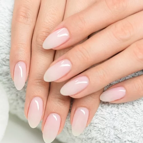 It's mani time: Οι τάσεις στα νύχια για τον χειμώνα 2025 είναι πιο stylish από ποτέ