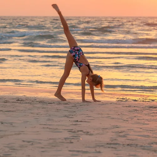 Από τα αμμόλουτρα ως το beach volley: Οι καλύτερες δραστηριότητες στην άμμο