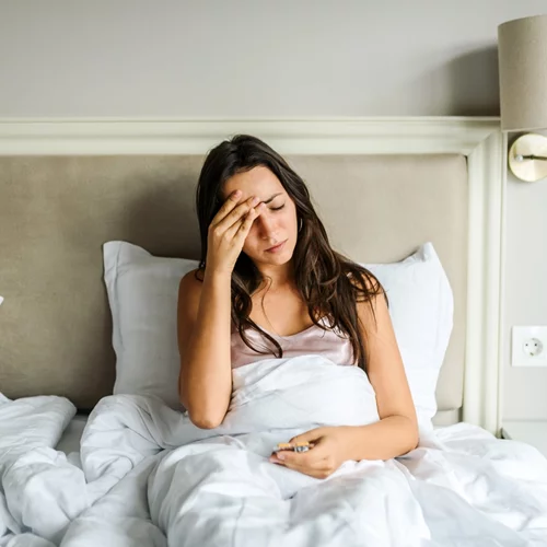 Γιατί ξυπνάς με πρωινό πονοκέφαλο;