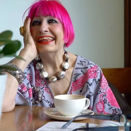 "Ανακάλυψα τον καρκίνο ενώ έκανα γιόγκα. Ένιωθα το στομάχι μου γεμάτο, χωρίς να έχω φάει"