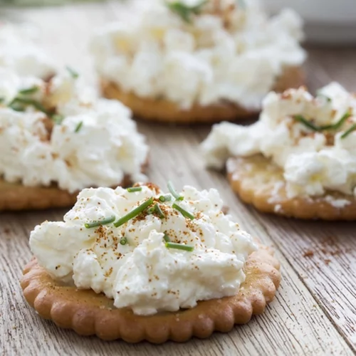 To τυρί cottage είναι η νέα εμμονή του TikTok - Είναι υγιεινό;