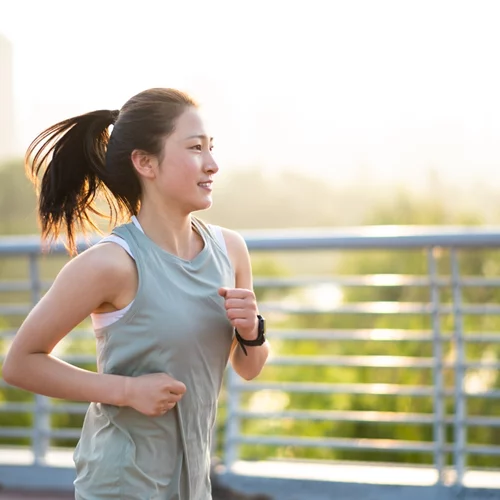 Πόνος στα ισχία: Σε τι μπορεί να οφείλεται και τι πρέπει να γνωρίζεις