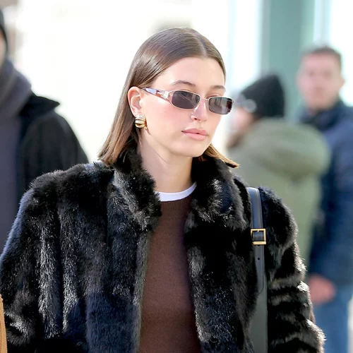 4 θηλυκά και stylish χτενίσματα για καρέ μαλλιά που πρέπει να δεις