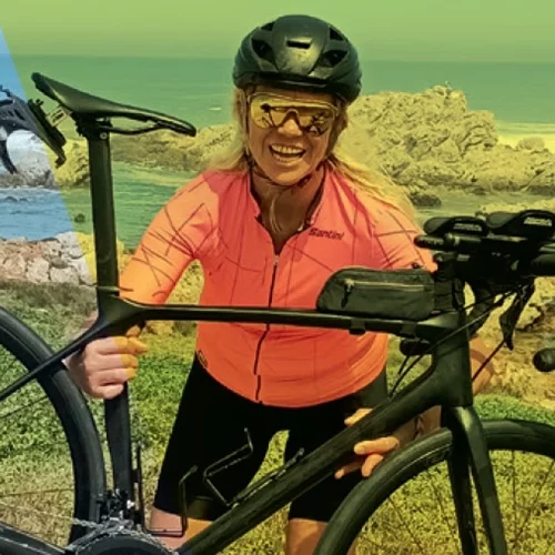 Γνώρισε την πρωταθλήτρια τριάθλου και υδατοσφαίρισης Μάνια Μπικόφ