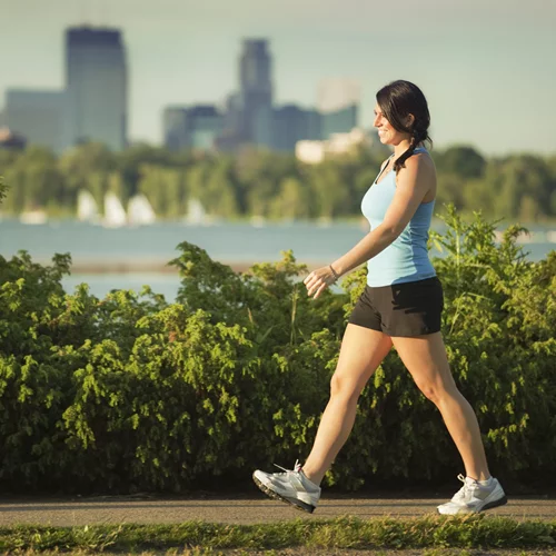 Περπάτημα | Σε πόσα λεπτά βγάζεις ένα χιλιόμετρο; [Πίνακας]