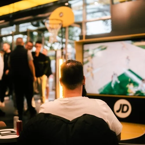 Το πρώτο κατάστημα JD King of Trainers άνοιξε στην Ελλάδα