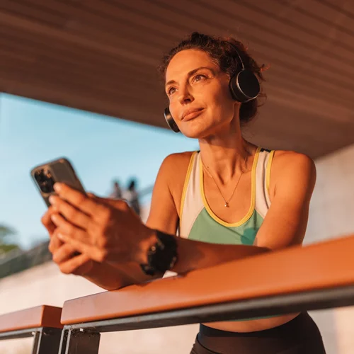 Εξάψεις, αϋπνία, αφυδάτωση; Οι 8 σωτήριες λύσεις για τις γυναίκες στην εμμηνόπαυση
