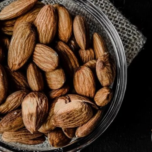 Ωμοί ή ψημένοι ξηροί καρποί; Τι είναι καλύτερο να προτιμήσουμε;