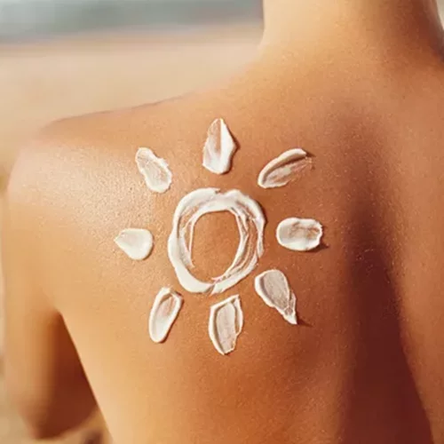 Τα 10 καλύτερα αντηλιακά σώματος που θα βρεις αυτή τη στιγμή στην αγορά