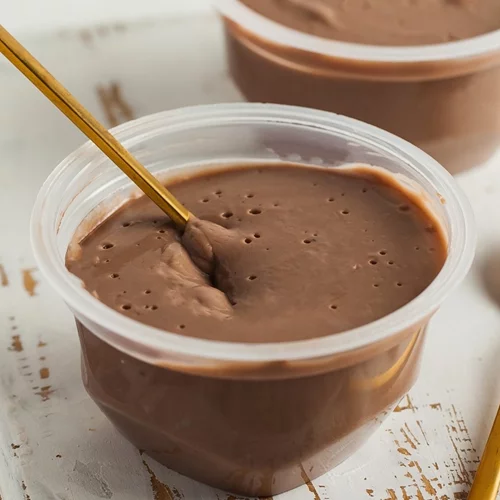 Σοκολατένια σιμιγδαλόκρεμα του λεπτού - Με μόνο 160 θερμίδες