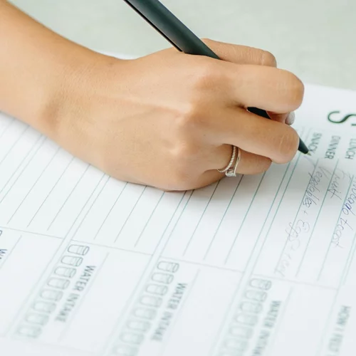 Το πλάνο διατροφής σε καταπιέζει; 3 λόγοι που δε χρειάζεται να το ακολουθείς κατά γράμμα