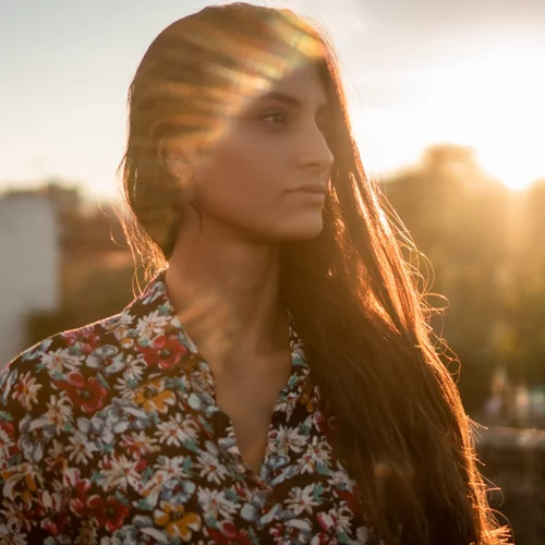 Πώς απορροφάται καλύτερα η βιταμίνη D; Από τον ήλιο, τις τροφές ή τα συμπληρώματα;