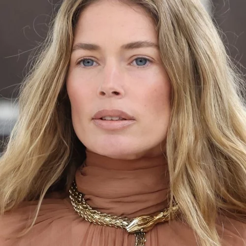 10 προϊόντα μακιγιάζ με λιγότερα από 10 ευρώ για να δημιουργήσεις τη βάση του νεσεσέρ σου