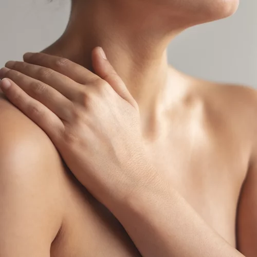 Αυτά τα σημάδια στο δέρμα προειδοποιούν για σοβαρή ψύχωση