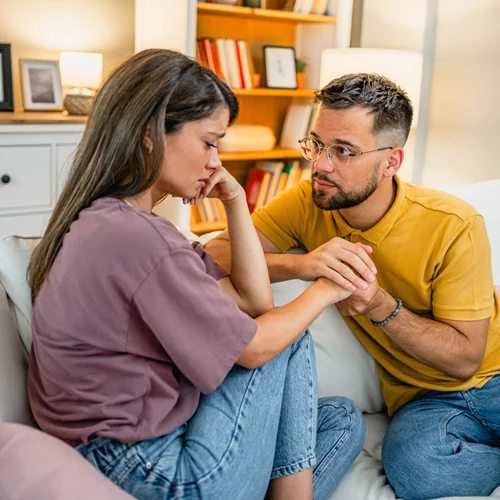 Γιατί κανείς δε μιλάει για την ψυχολογία του ζευγαριού σε διαδικασία εξωσωματικής; Πώς να διαχειριστούμε το άγχος