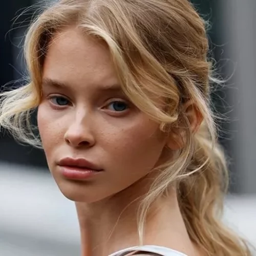 H νέα viral τεχνική στο contouring απαιτεί μόνο ένα μολύβι χειλιών