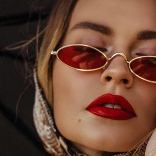 7 μολύβια χειλιών στο πιο εντυπωσιακό κόκκινο χρώμα