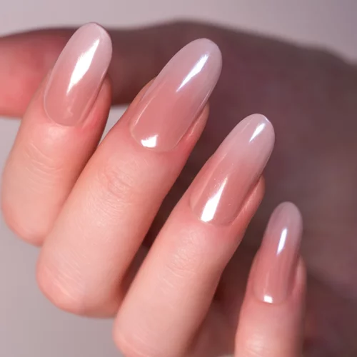 Οι κορυφαίες τάσεις νυχιών για την άνοιξη σύμφωνα με τους σχεδιαστές