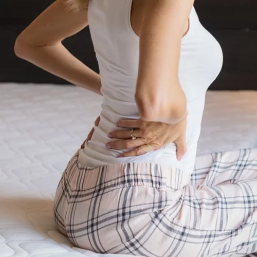 Η απλή και δωρεάν μέθοδος για να μην επιδεινωθούν οι πόνοι στην πλάτη