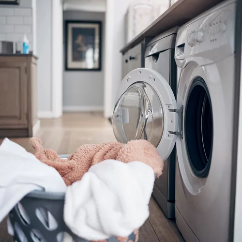 Πώς να καθαρίσεις σωστά το πλυντήριο ρούχων: Βήμα - βήμα η διαδικασία