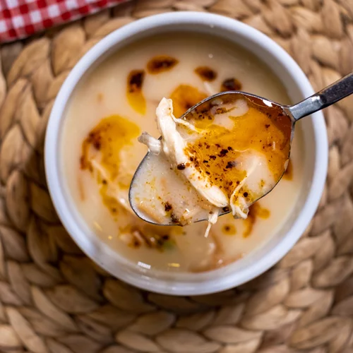 Το μυστικό των γιαγιάδων που κάνει την κοτόσουπα θρεπτική και νόστιμη