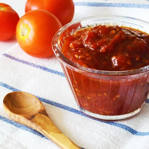 Συνταγή για μαρμελάδα ντομάτας χωρίς ζάχαρη (τώρα, που ξεκινάει η εποχή της)