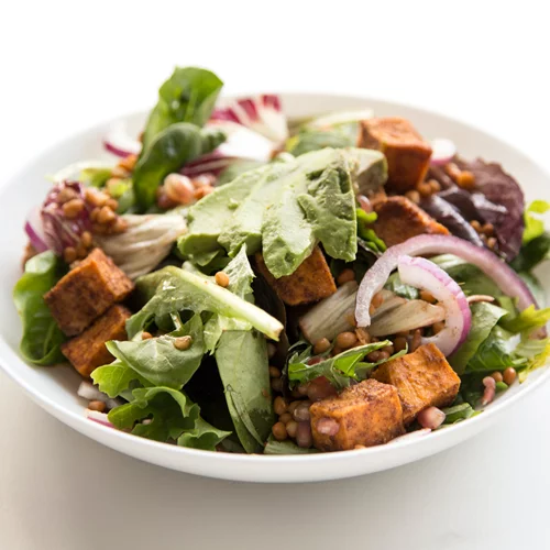 Πέντε βήματα για να χάσεις βάρος τρώγοντας σαλάτα