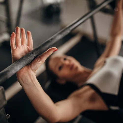 Συχνά λάθη στην τεχνική ανύψωσης οριζόντιας μπάρας σε πάγκο