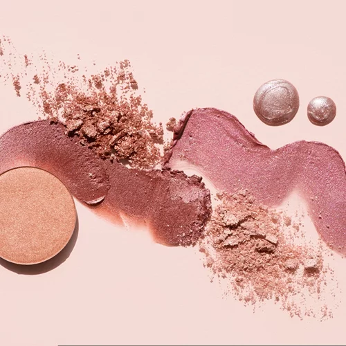 3 hacks στο μακιγιάζ για να κάνεις face lifting