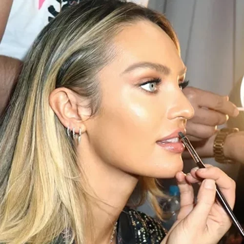 Τα 3 pro tips που θα χαρίσουν στο κραγιόν σου μεγαλύτερη διάρκεια και σταθερότητα