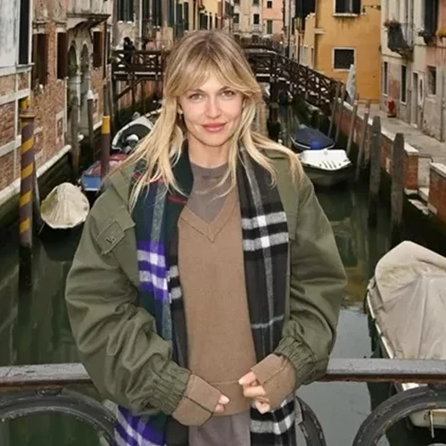 Το girly χτένισμα της Κλέλιας Ανδριολάτου είναι η τέλεια επιλογή για το γυμναστήριο ή μια casual βόλτα