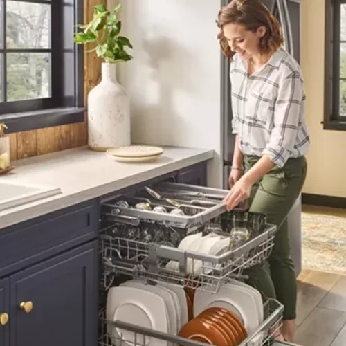 6 λόγοι που θα σε πείσουν να αλλάξεις το πλυντήριο πιάτων σου