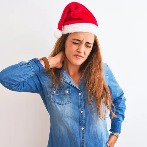 3 ασκήσεις που θα ανακουφίσουν τον πόνο στον αυχένα σου