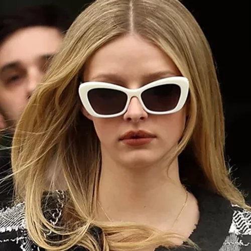 Πώς να δημιουργήσεις τους πιο "αφράτους" κυματισμούς στα μαλλιά χωρίς θερμότητα