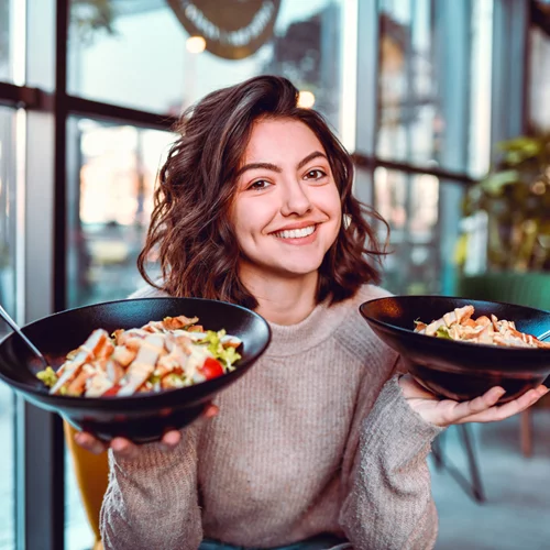 Τι να παραγγείλω όταν κάνω δίαιτα; 10 συμβουλές για να τρως υγιεινά έξω