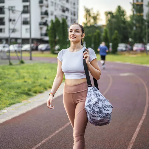 Περπάτημα με θεαματικό αποτέλεσμα; Ναι, εάν το κάνεις αυτή την ώρα της μέρας