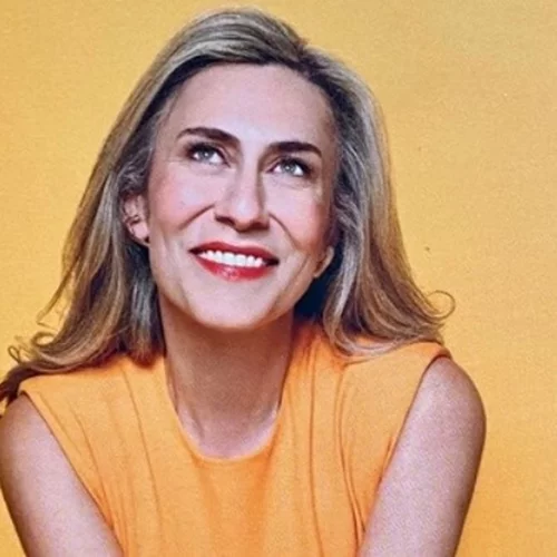 Πώς να χτίσω ακλόνητη αυτοπεποίθηση; Το πρόγραμμα μιας top life coach που θα μας αλλάξει τη ζωή