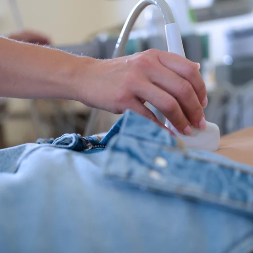 Τι είναι ο καρκίνος των ωοθηκών και πώς μπορείς να προστατευτείς;