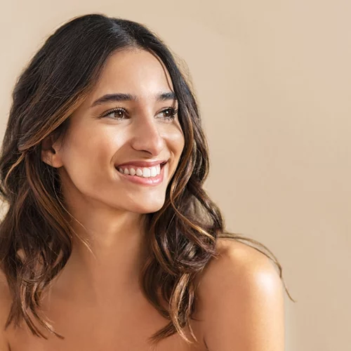 Καστανό χρώμα: Η chic απόχρωση που θα βλέπεις παντού το 2023