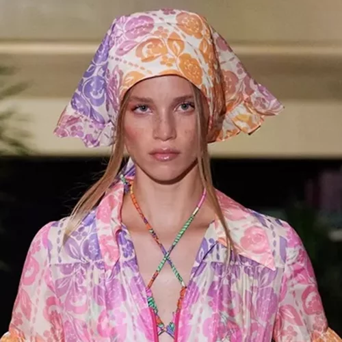 3+1 #InstaWorthy τρόποι να δέσεις το μαντήλι στα μαλλιά σου