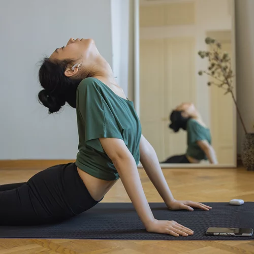 5λεπτη προπόνηση pilates για κάψιμο λίπους στην κοιλιά και γράμμωση