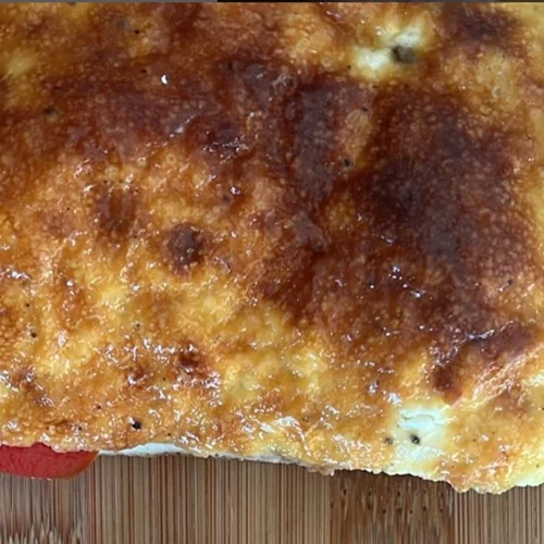 Η πιο viral πρωτεϊνική τορτίγια του ΤikΤok με μόνο 2 υλικά (χωρίς υδατάνθρακες)