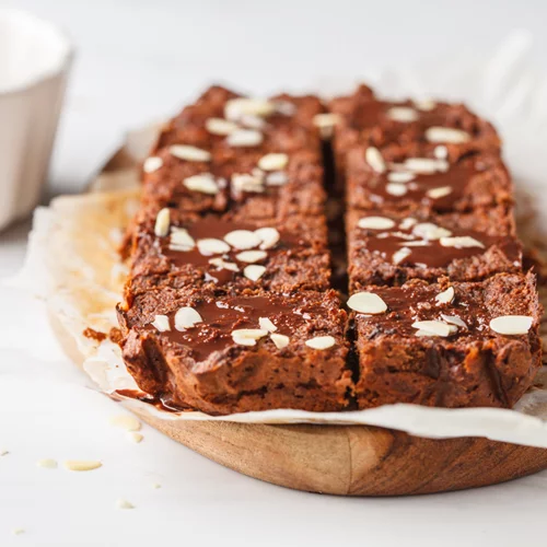 Έξυπνες ιδέες για να εντάξεις τα λαχανικά σε συνταγές υγιεινών γλυκών