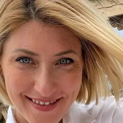 Σία Κοσιώνη: Αυτό είναι το υπερπολυτελές άρωμα που "φοράει" κάθε μέρα