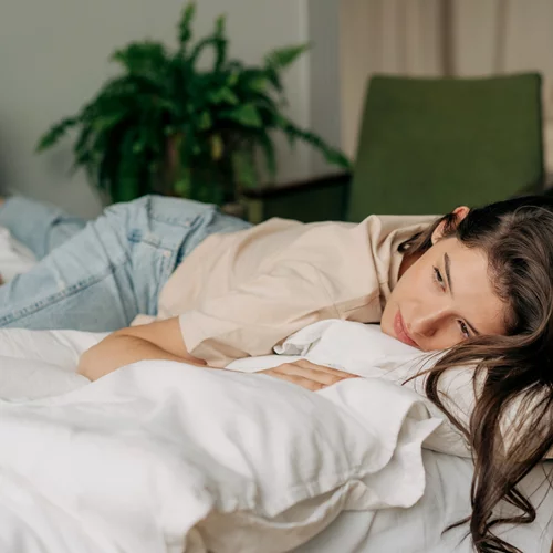 Γιατί νιώθεις μελαγχολία τον Σεπτέμβρη; 4 τρόποι να τη διαχειριστείς