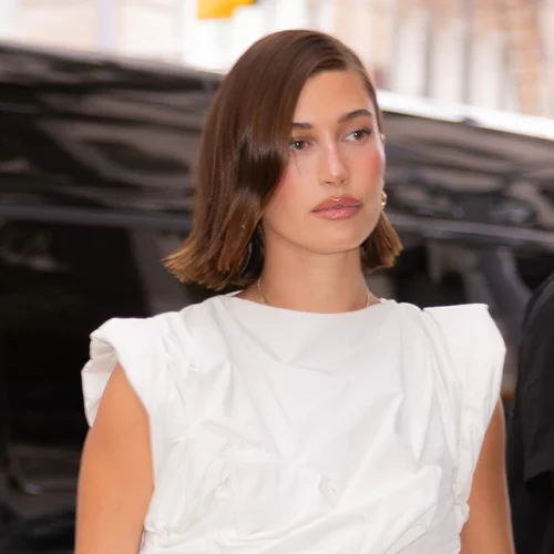 Περιστοματική δερματίτιδα: Η δερματοπάθεια της Hailey Bieber και πώς θεραπεύεται